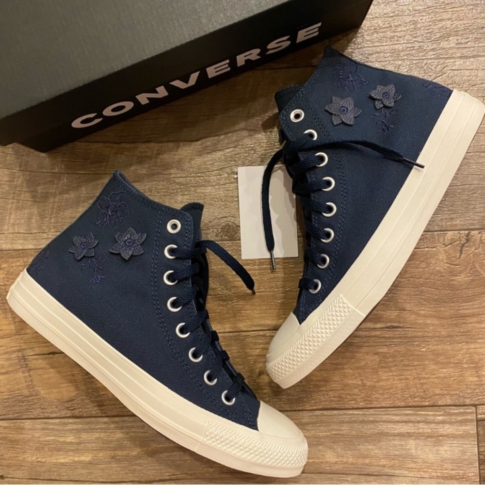 Converse Chuck Taylor All Star Into the Void Egret Navy Floral High Top Sneakers - Picture 2 of 12